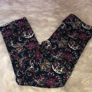 🛑 Designed long leggings